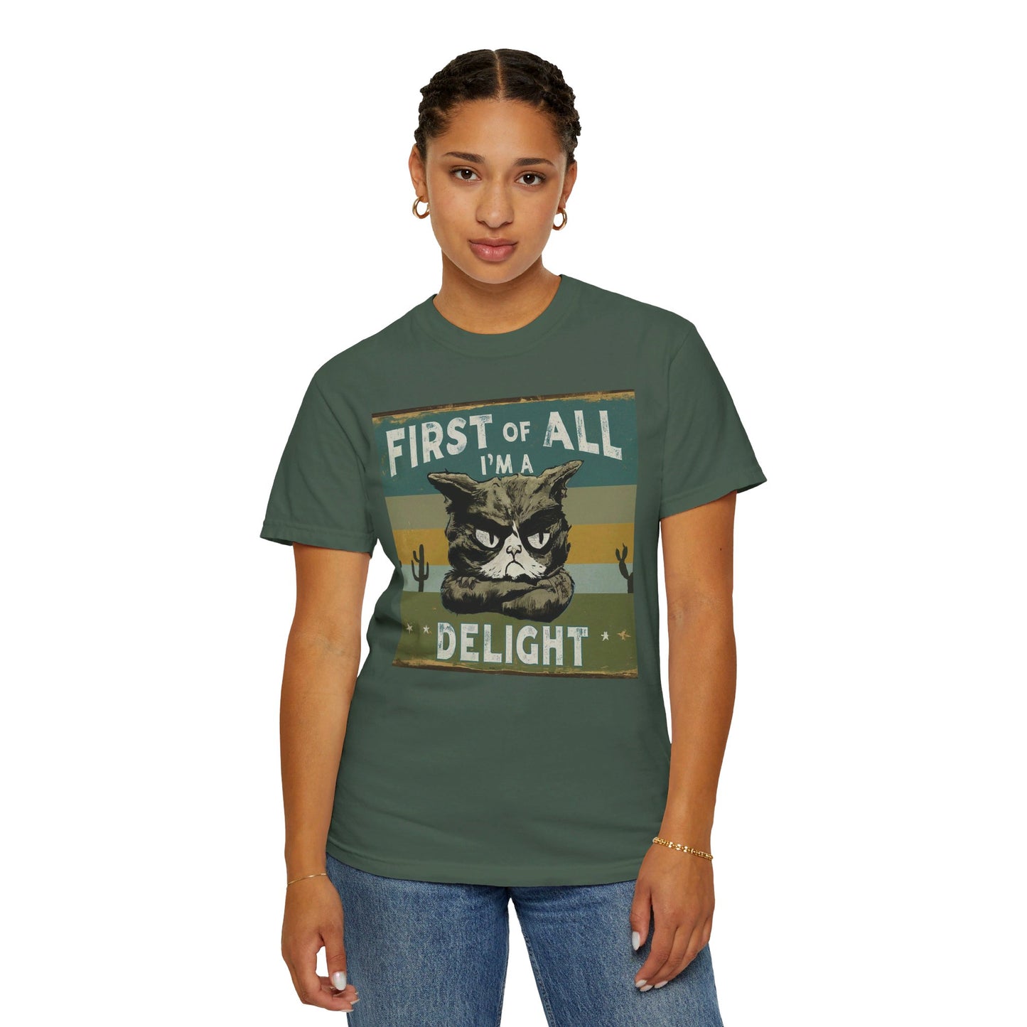 "First of All, I'm a Delight" Vintage Cat-Themed T-Shirt