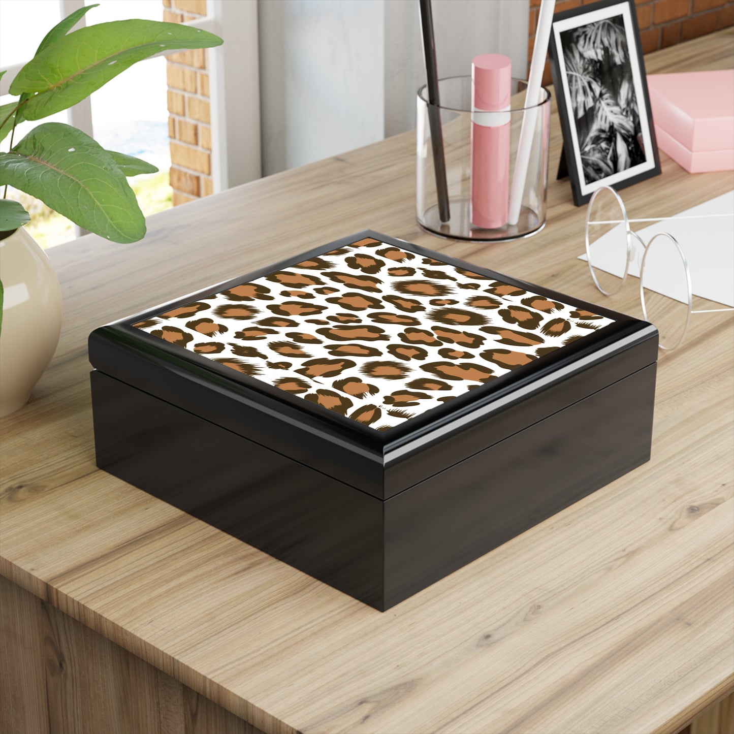 Chic Leopard Print Jewelry Box - Elegant Storage for Beloved Accessories