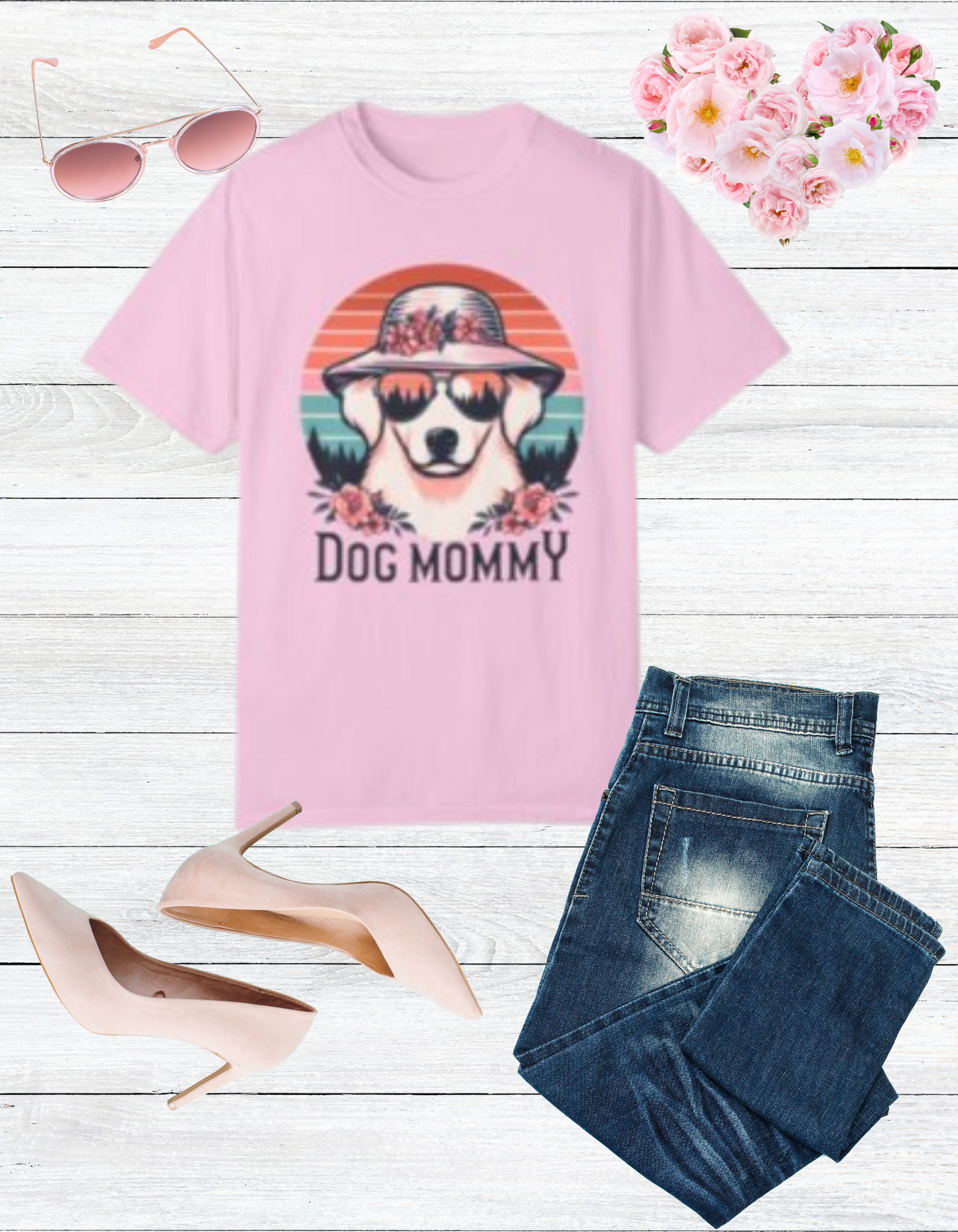 Dog Mommy graphic tee - perfect Mother's Day gift for dog lovers