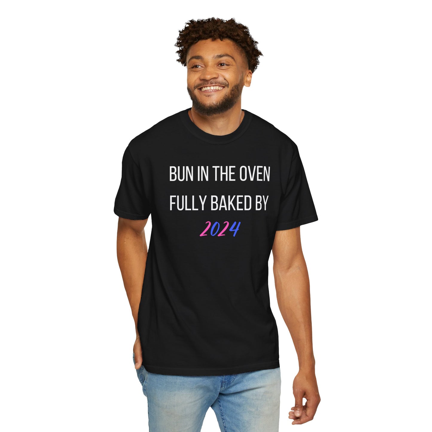 "Bun in the Oven Fully Baked by 2024/2025" Fun Pregnancy Announcement T-Shirt