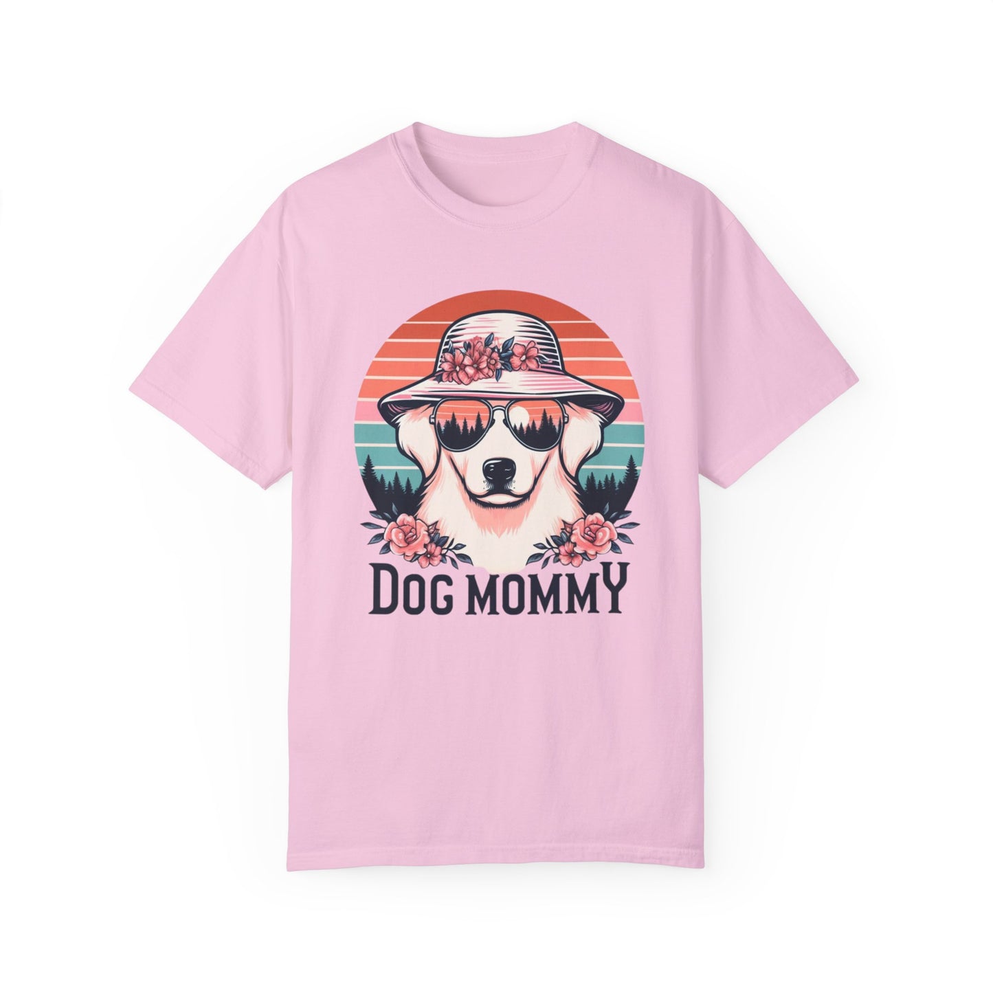 Dog Mommy graphic tee - perfect Mother's Day gift for dog lovers